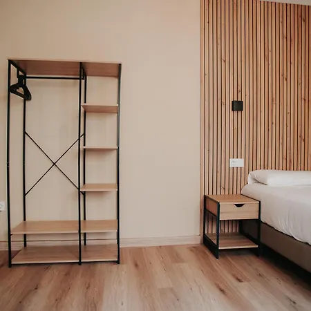 Polotel Konukevi Valladolid